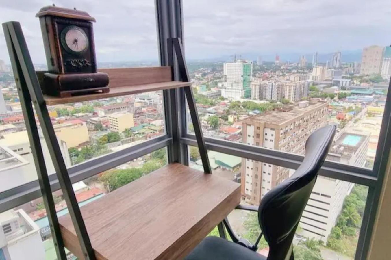 Great View With Balcony In Araneta Center Apartamento Manila Exterior foto